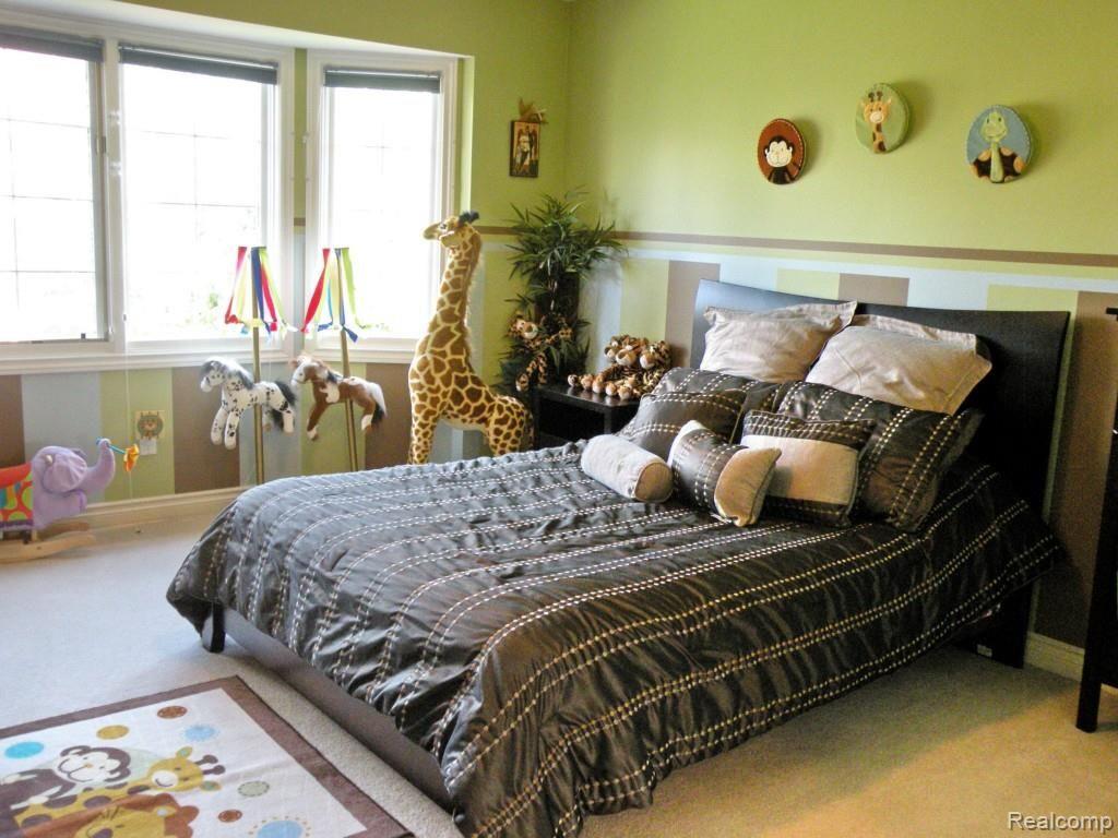 3552 Heron Ridge Drive Rochester, MI 48309 - Photo 24 of 29 Bedroom