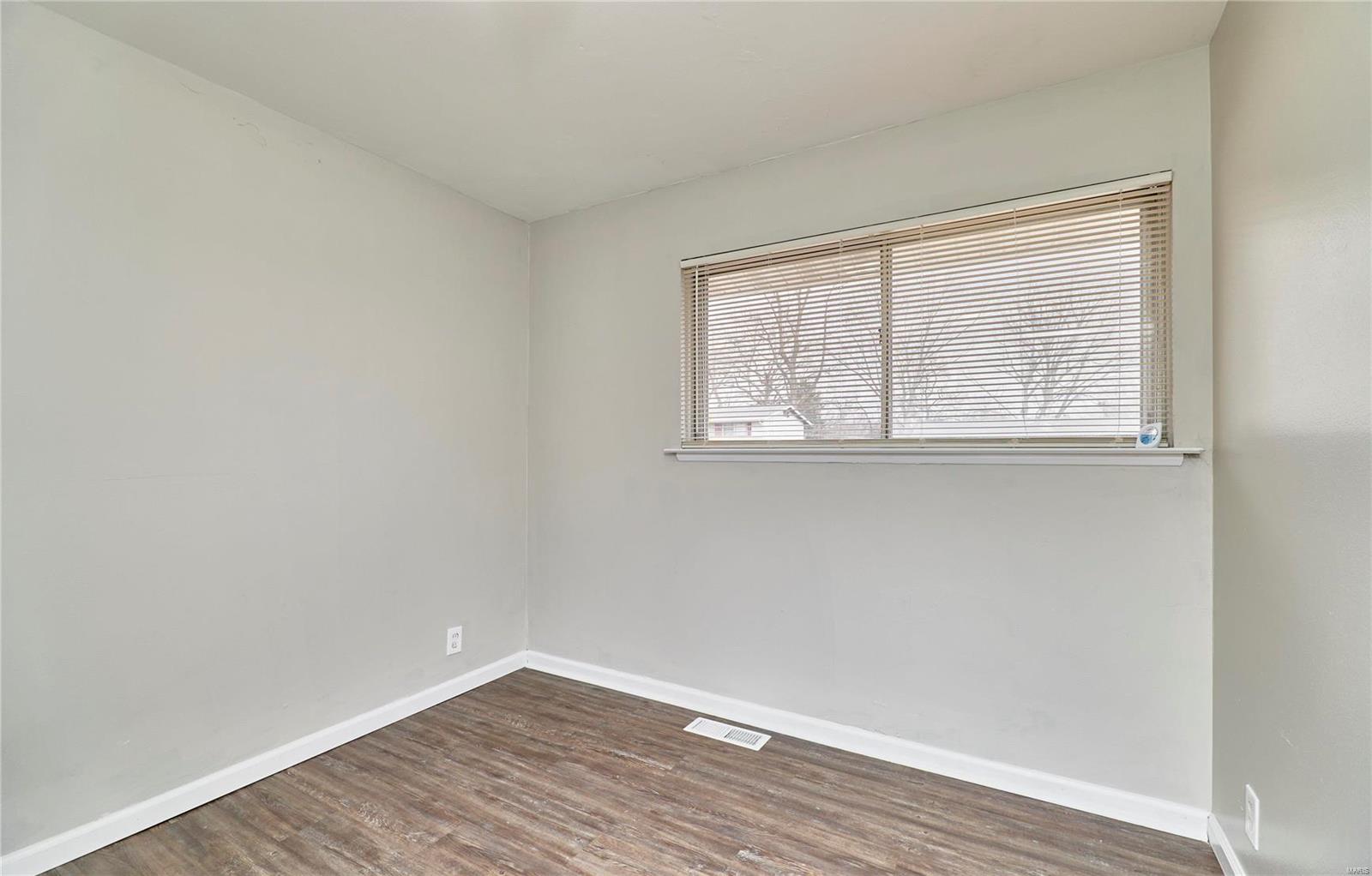 1818 Hudson Road St. Louis, MO 63136 - Photo 13 of 24