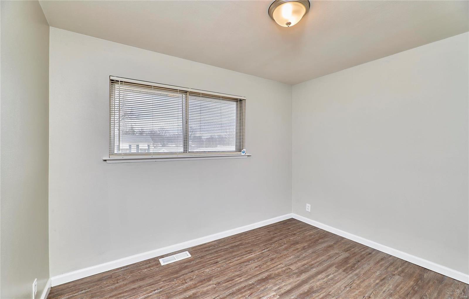 1818 Hudson Road St. Louis, MO 63136 - Photo 14 of 24