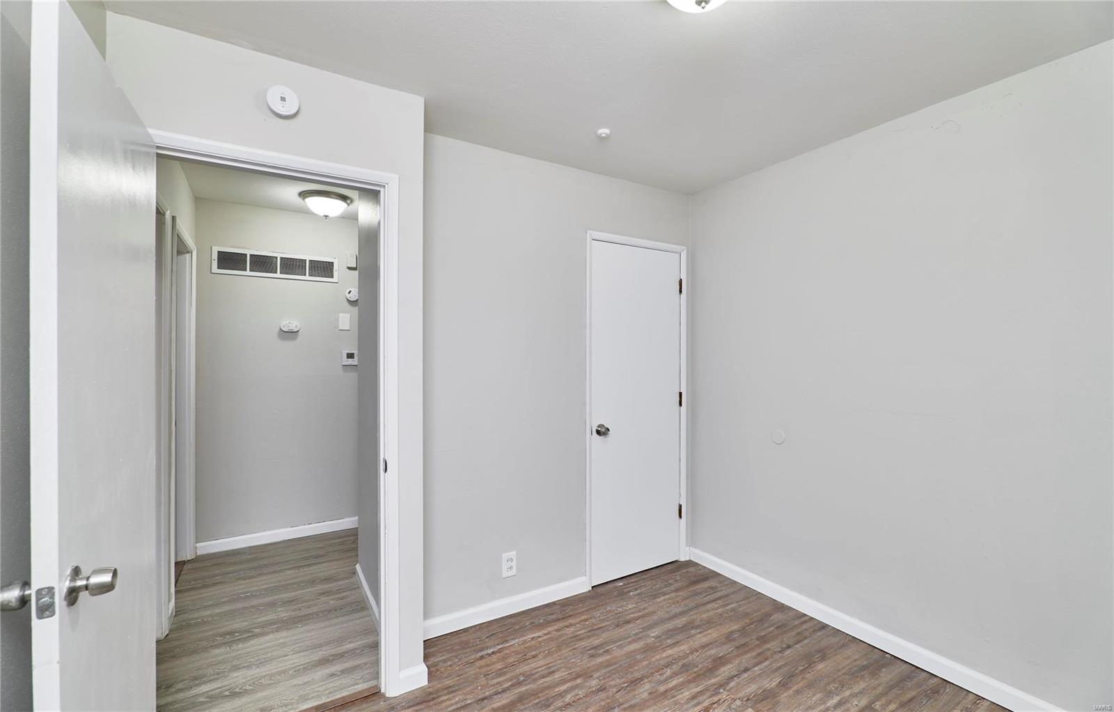 1818 Hudson Road St. Louis, MO 63136 - Photo 18 of 24