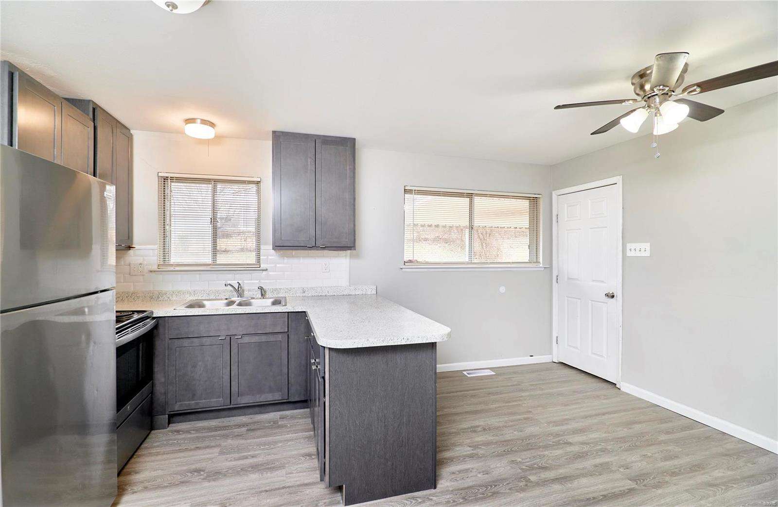 1818 Hudson Road St. Louis, MO 63136 - Photo 7 of 24