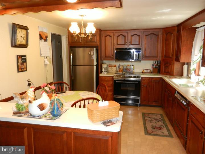 536 Geigertown Road Birdsboro, PA 19508 - Photo 13 of 25 Gallery Image 13