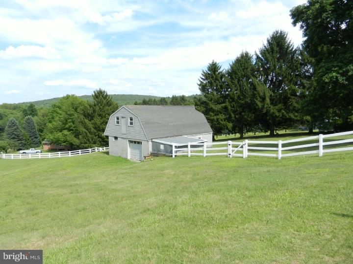 536 Geigertown Road Birdsboro, PA 19508 - Photo 8 of 25 Gallery Image 8