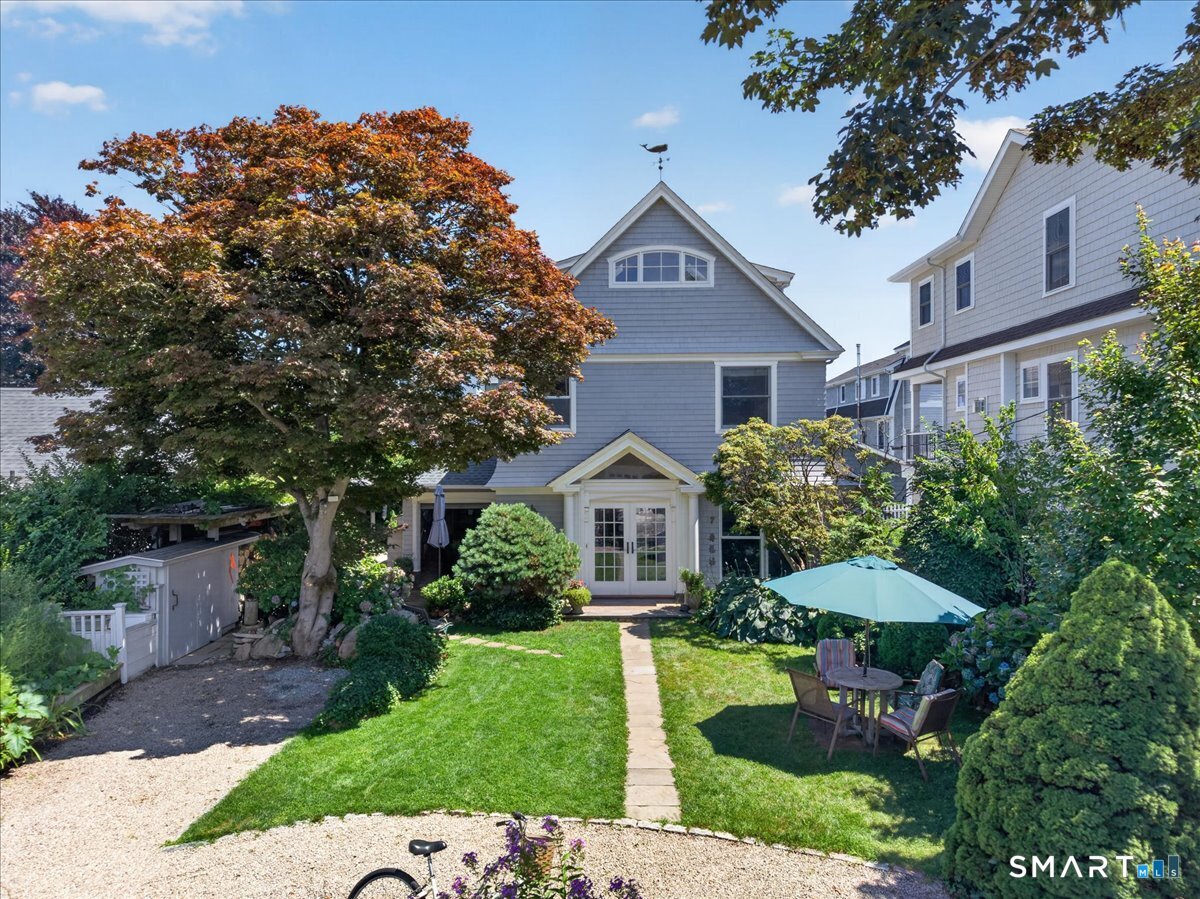 7 Middlefield Street Groton, CT 06340 - Photo 1 of 40 Gallery Image 1