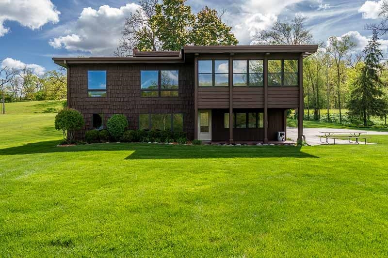 3004 South Riverside Drive Beloit, WI 53511 - Photo 25 of 74