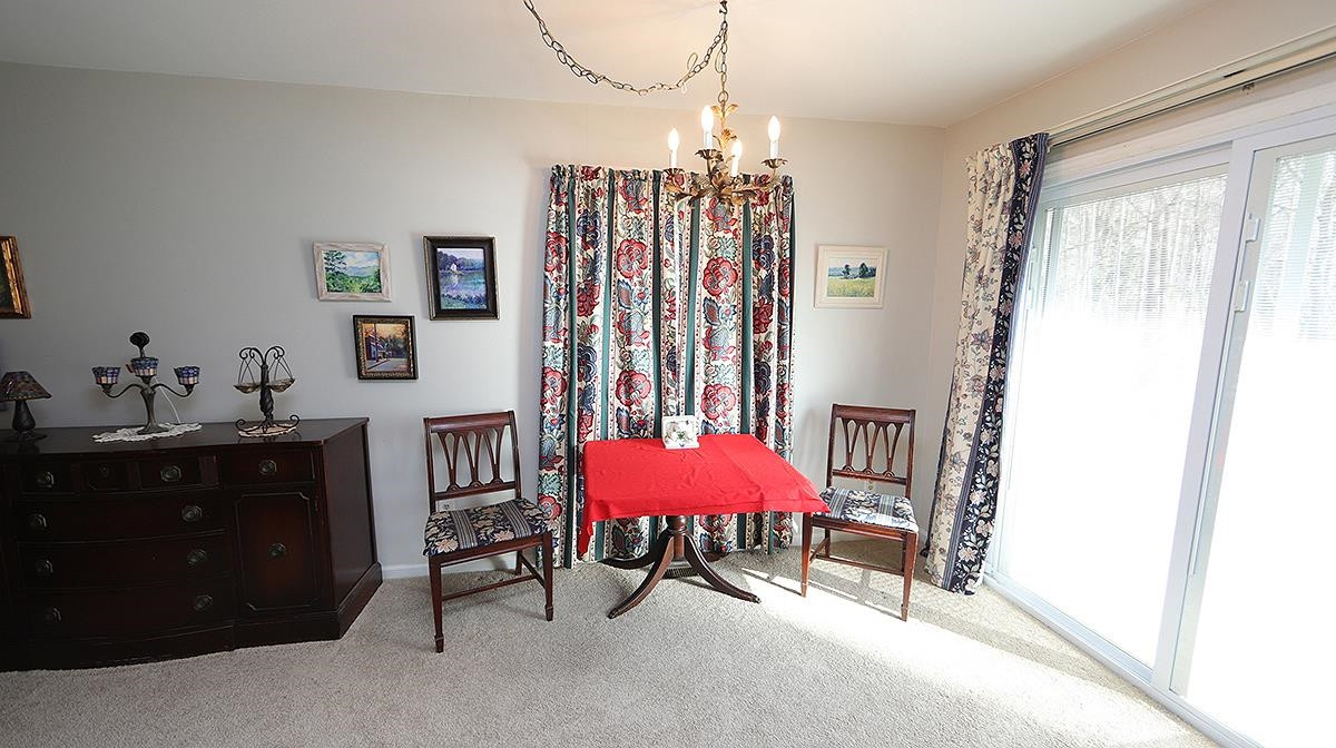 10633 Old Stage Road Raleigh, NC 27603 - Photo 6 of 20 Dining Area