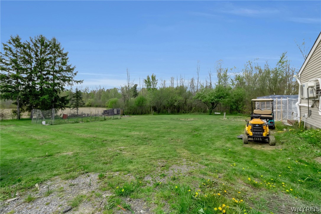 922 Two Rod Road Marilla, NY 14102 - Photo 8 of 37