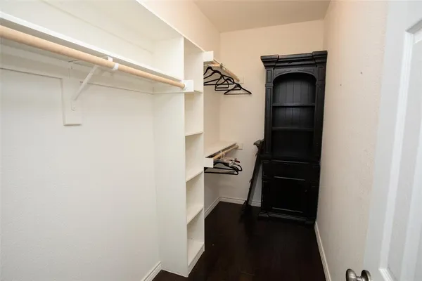 a view of walk in closet