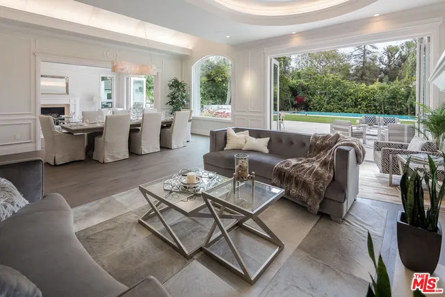 $30,000 | 210 South Westgate Avenue, Los Angeles, CA 90049