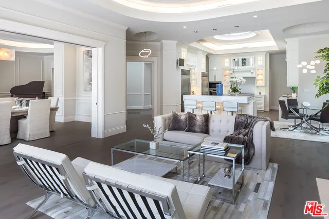 $30,000 | 210 South Westgate Avenue, Los Angeles, CA 90049