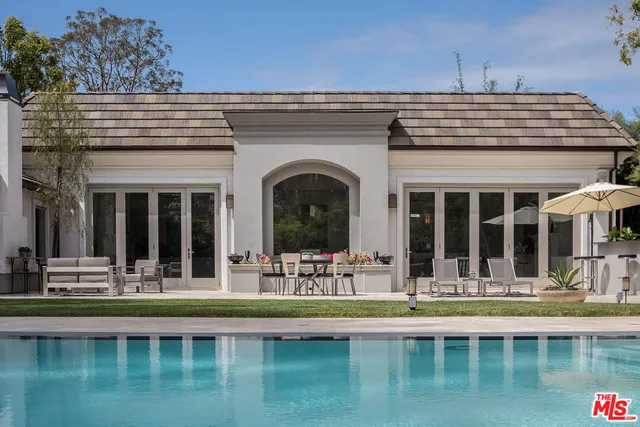 $30,000 | 210 South Westgate Avenue, Los Angeles, CA 90049