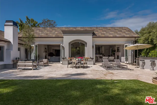 $30,000 | 210 South Westgate Avenue, Los Angeles, CA 90049