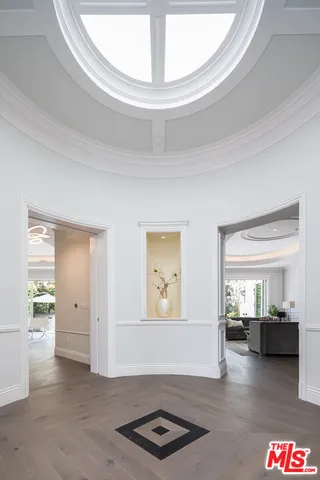 $30,000 | 210 South Westgate Avenue, Los Angeles, CA 90049