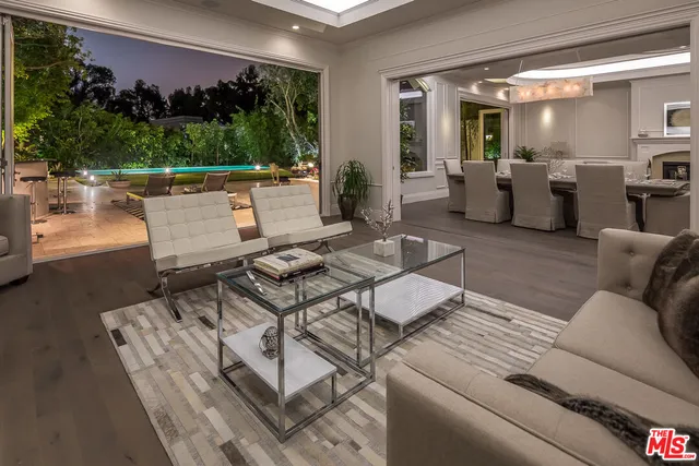 $30,000 | 210 South Westgate Avenue, Los Angeles, CA 90049