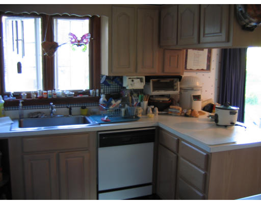 255 East Hadley Road Amherst, MA 01002 - Photo 6 of 8 Gallery Image 6