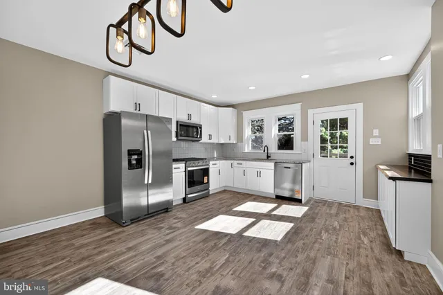 $219,900 | 34 South Enola Drive, Enola, PA 17025