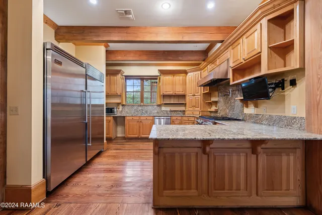 $950,000 | 6021 Mermentau Drive, Youngsville, LA 70592