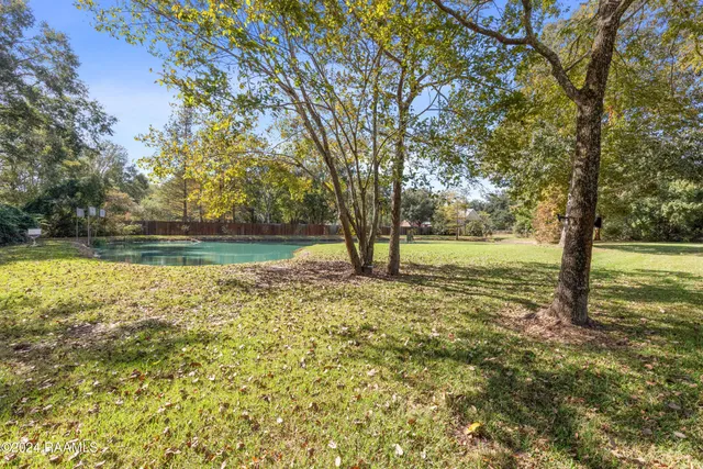 $950,000 | 6021 Mermentau Drive, Youngsville, LA 70592