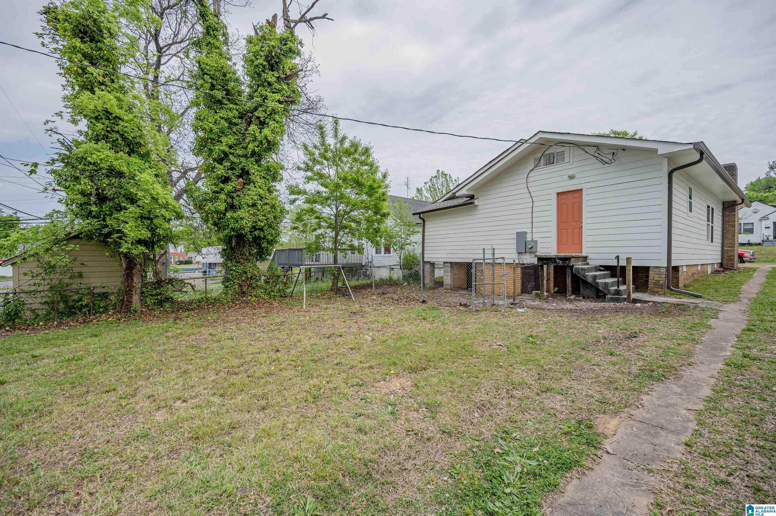 932 Valley Rd Place Birmingham, AL 35208 - Photo 30 of 32
