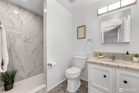 $950,000 | 803 Timberlake Way, Bellingham, WA 98229