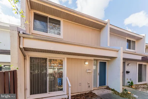$489,000 | 2442 Southgate Square, Reston, VA 20191