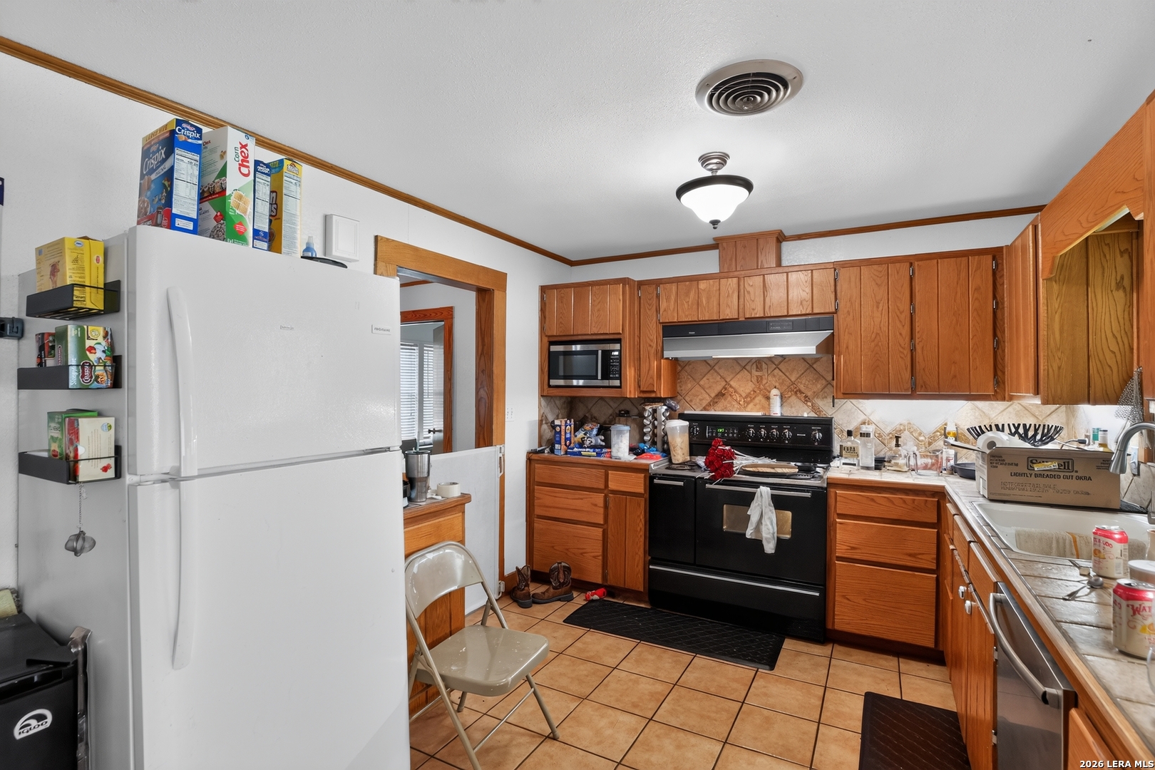 210 West Redbud Street Junction, TX 76849 - Photo 5 of 11