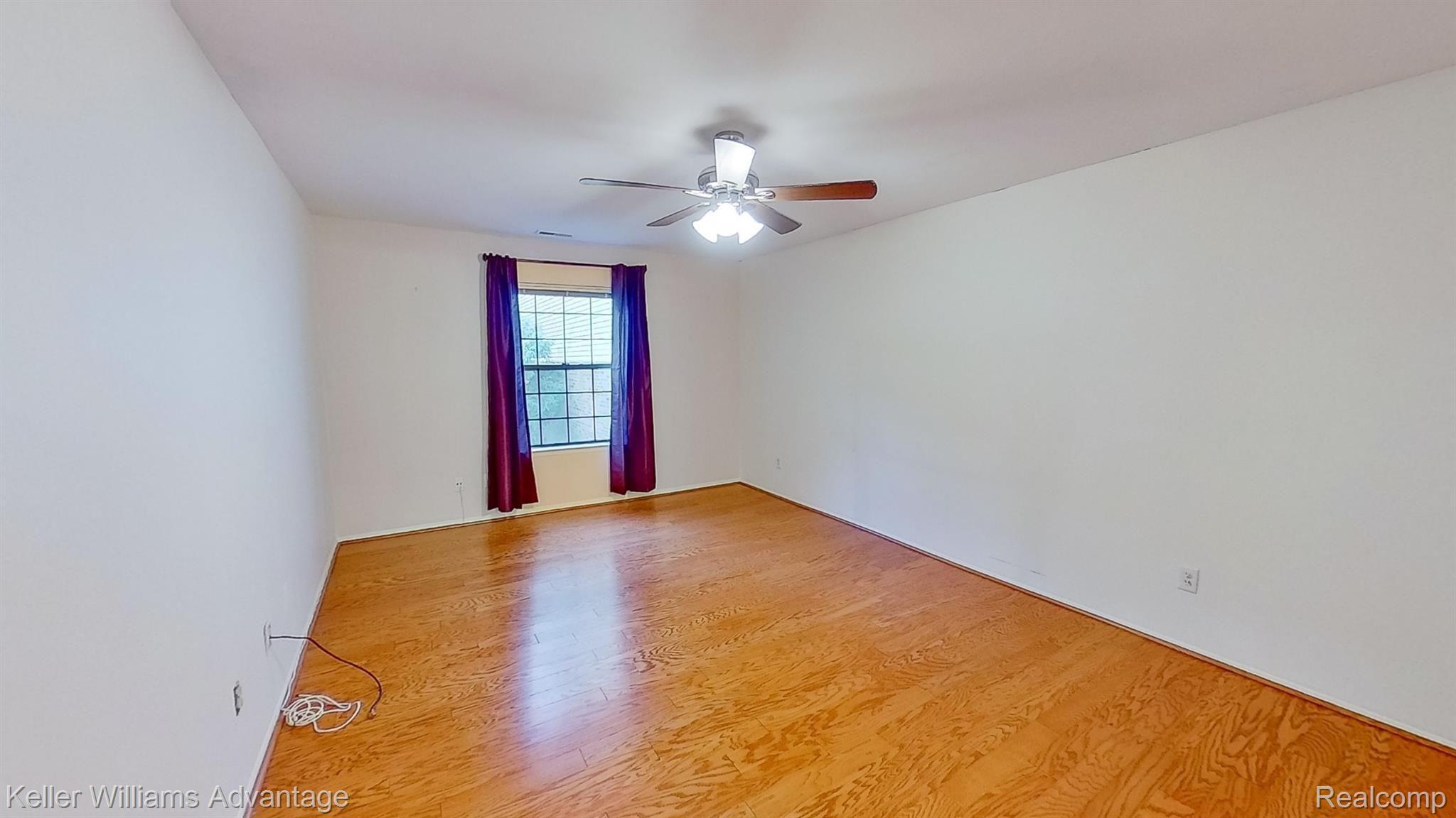 29521 Pine Ridge Circle Farmington, MI 48331 - Photo 6 of 25 29521-Pine-Ridge-Circle-09092020_140347.jpg