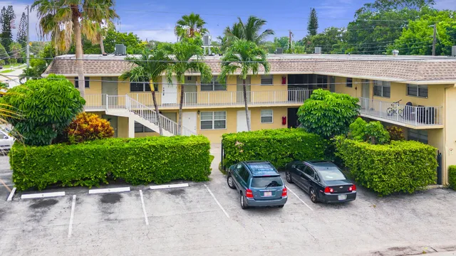 $1,550 | 301 West Ocean Avenue, Unit 4, Lantana, FL 33462