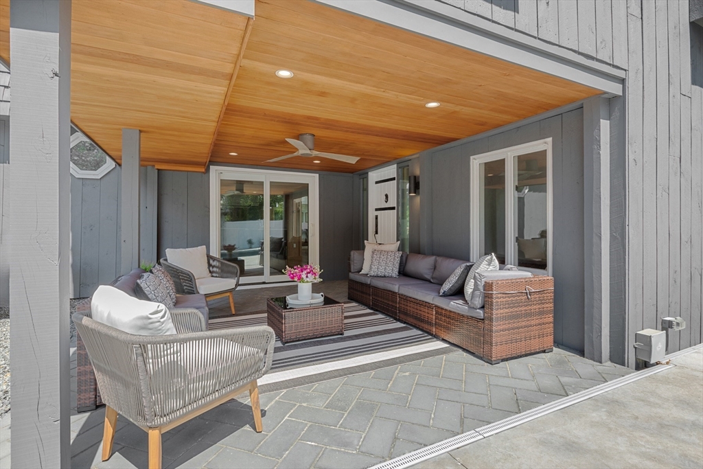 56 Hill Top Road Gloucester, MA 01930 - Photo 4 of 35 a living room with furniture and a potted plant