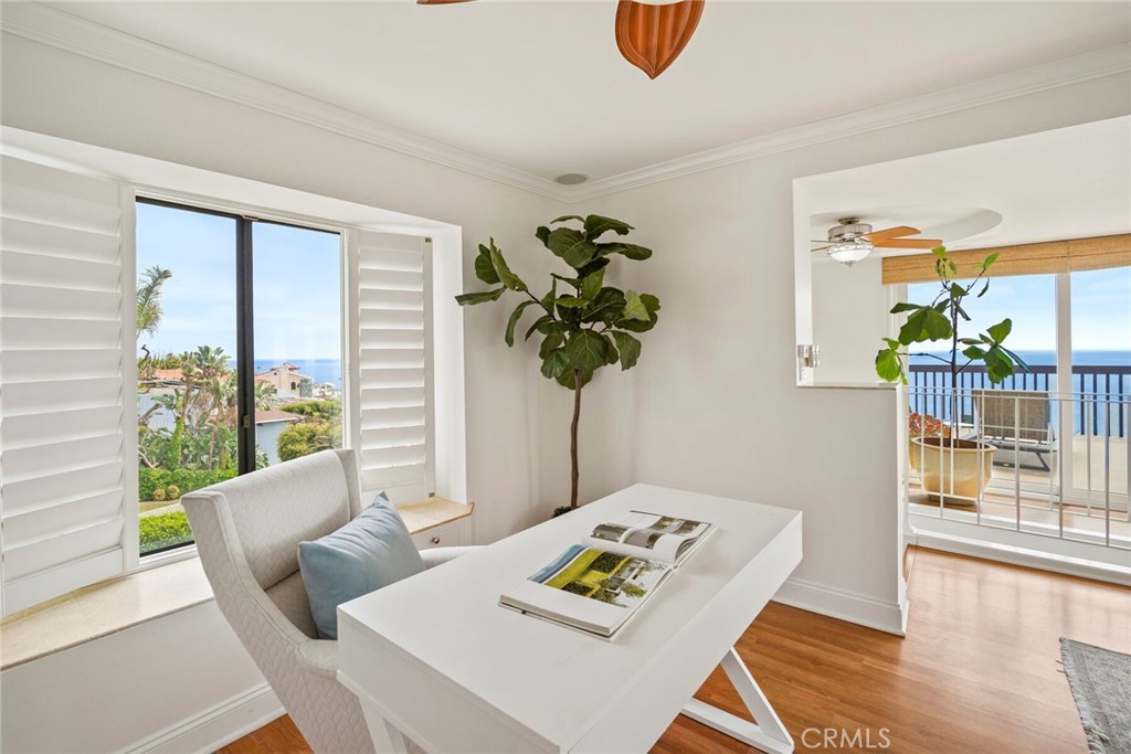 32041 Point Place Laguna Beach, CA 92651 - Photo 39 of 59 a living room with furniture and a table
