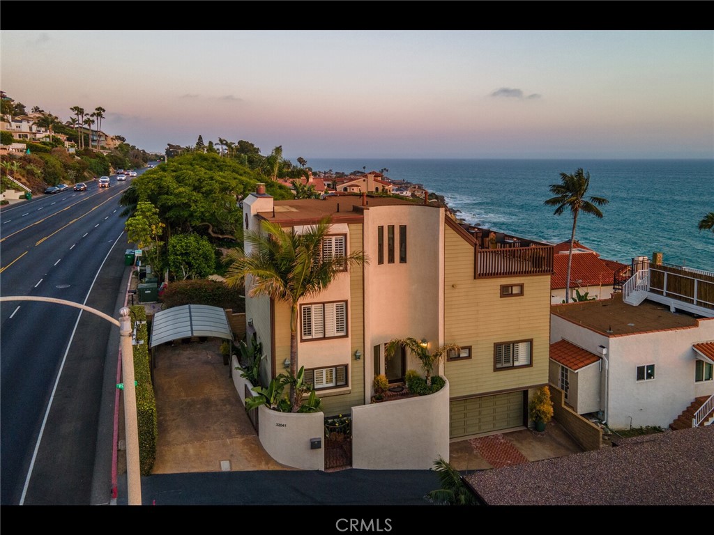 32041 Point Place Laguna Beach, CA 92651 - Photo 6 of 59