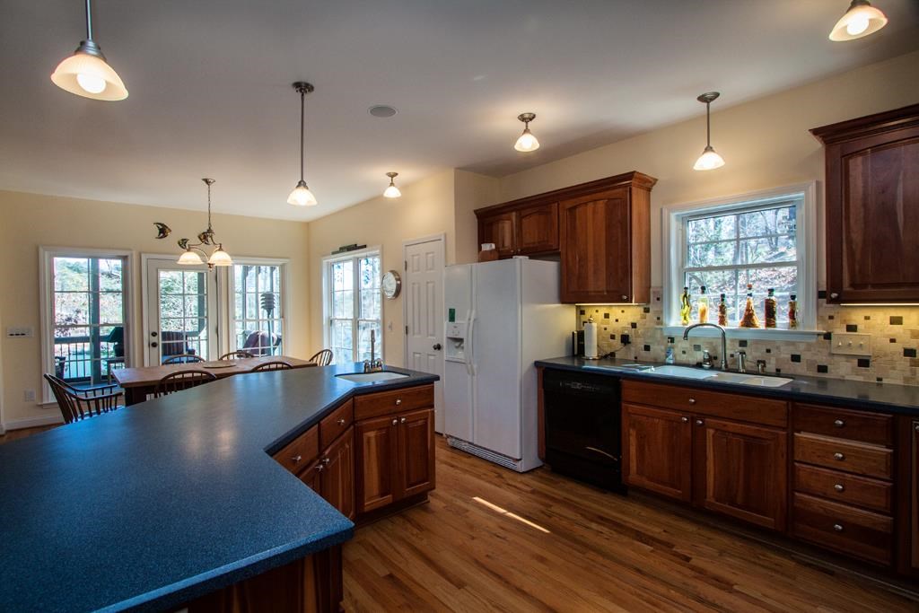 341 Knox Campground Road Seneca, SC 29672 - Photo 22 of 36