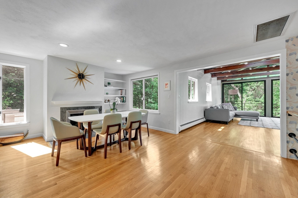 552 Concord Avenue Lexington, MA 02421 - Photo 8 of 31