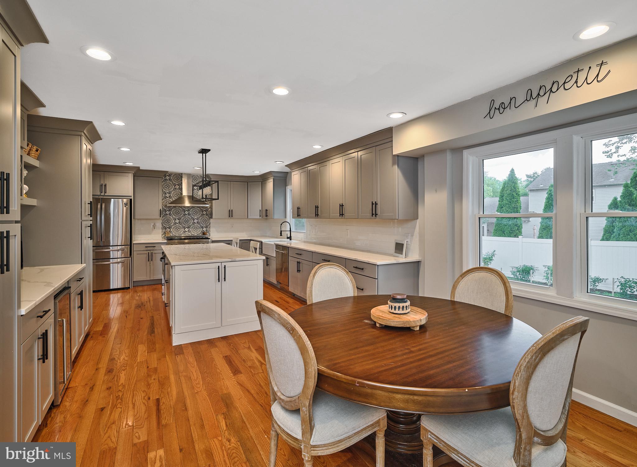 10 Welland Road Hamilton, NJ 08690 - Photo 14 of 28 Breakfast area