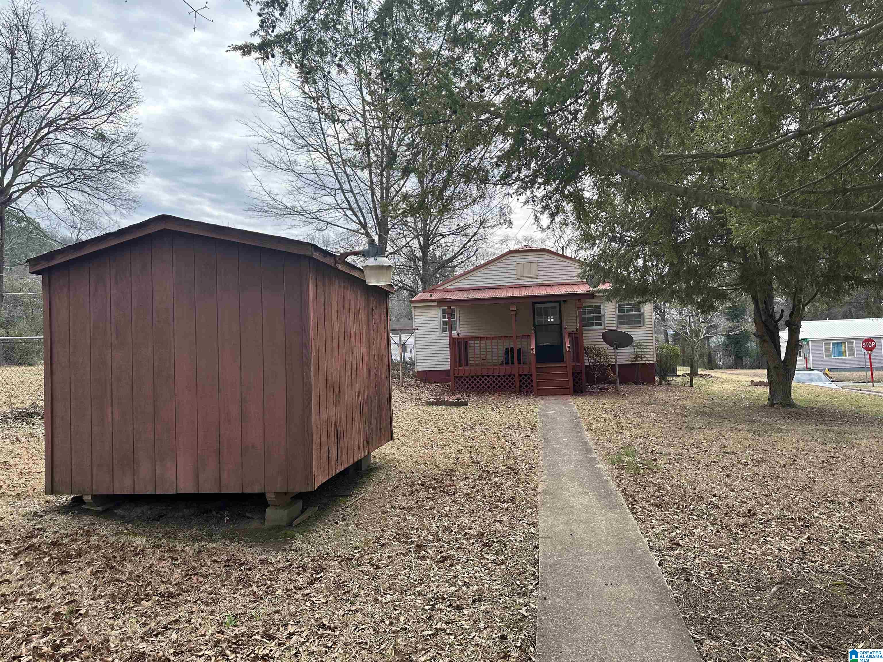 301 East 29th Street Anniston, AL 36201 - Photo 7 of 25