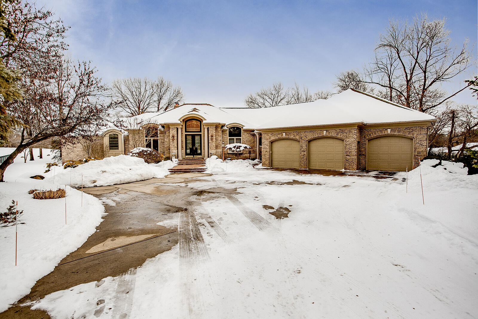 32822 Old Post Road Niles, MI 49120 - Photo 1 of 59 001_websize