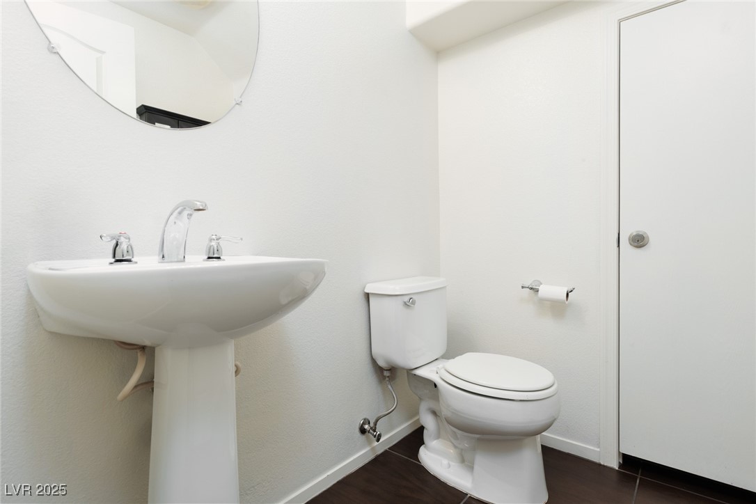 3545 Las Animas Court North Las Vegas, NV 89081 - Photo 11 of 29