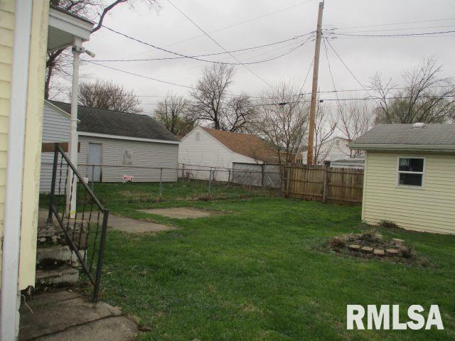 1409 South 9th Street Pekin, IL 61554 - Photo 12 of 14