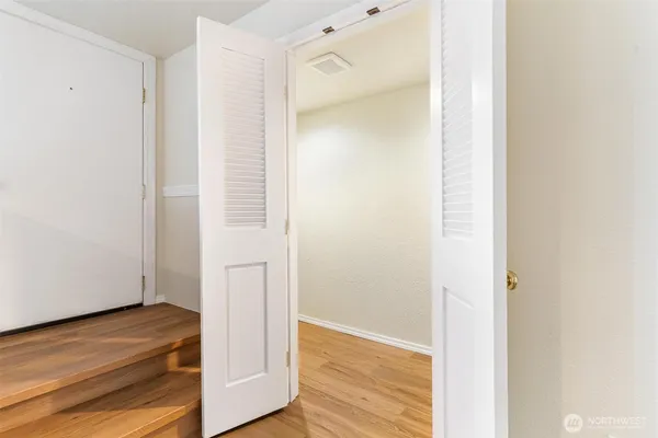 $275,000 | 2120 Highland Avenue, Unit 105, Everett, WA 98201