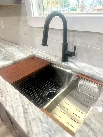 $324,900 | 6013 Linda Drive, Pineville, LA 71360