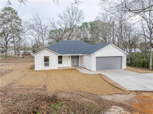 $309,000 | 6013 Linda Drive, Pineville, LA 71360