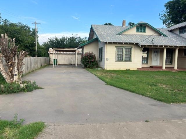 1828 Houston Street Vernon, TX 76384 - Photo 2 of 20