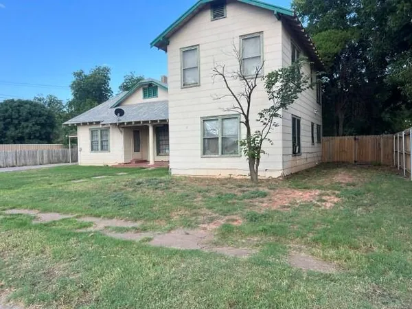 $71,760 | 1828 Houston Street, Vernon, TX 76384