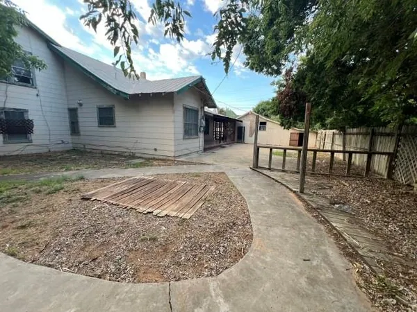 $71,760 | 1828 Houston Street, Vernon, TX 76384