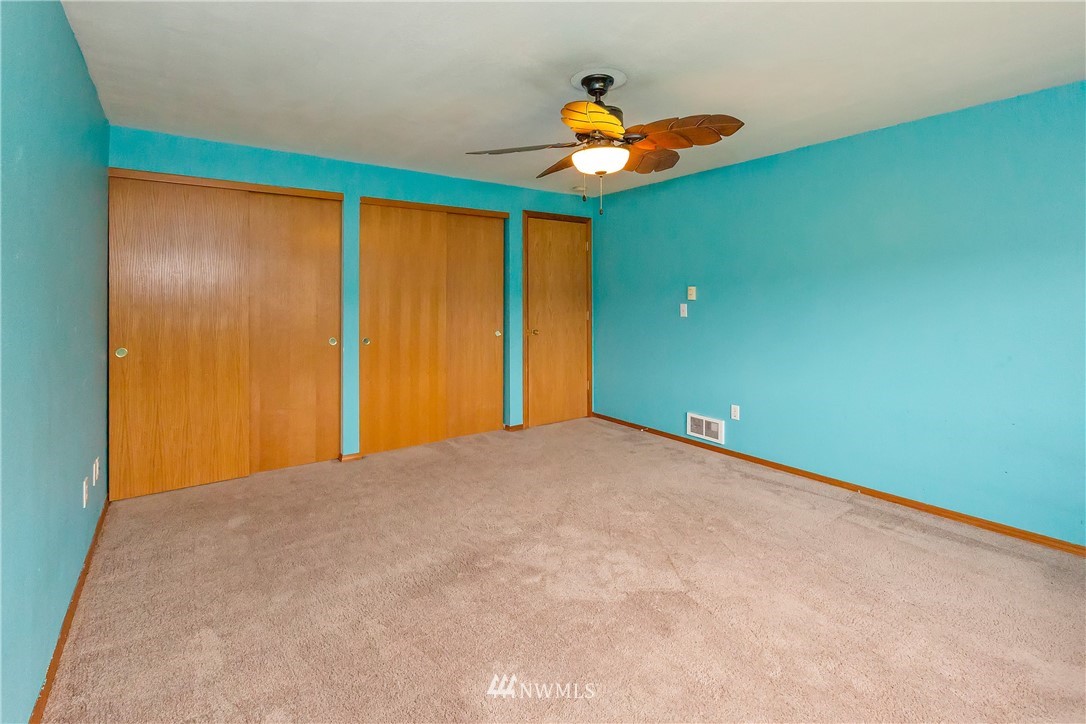 11628 Olalla Valley Road Southeast Olalla, WA 98359 - Photo 15 of 27 Gallery Image 15