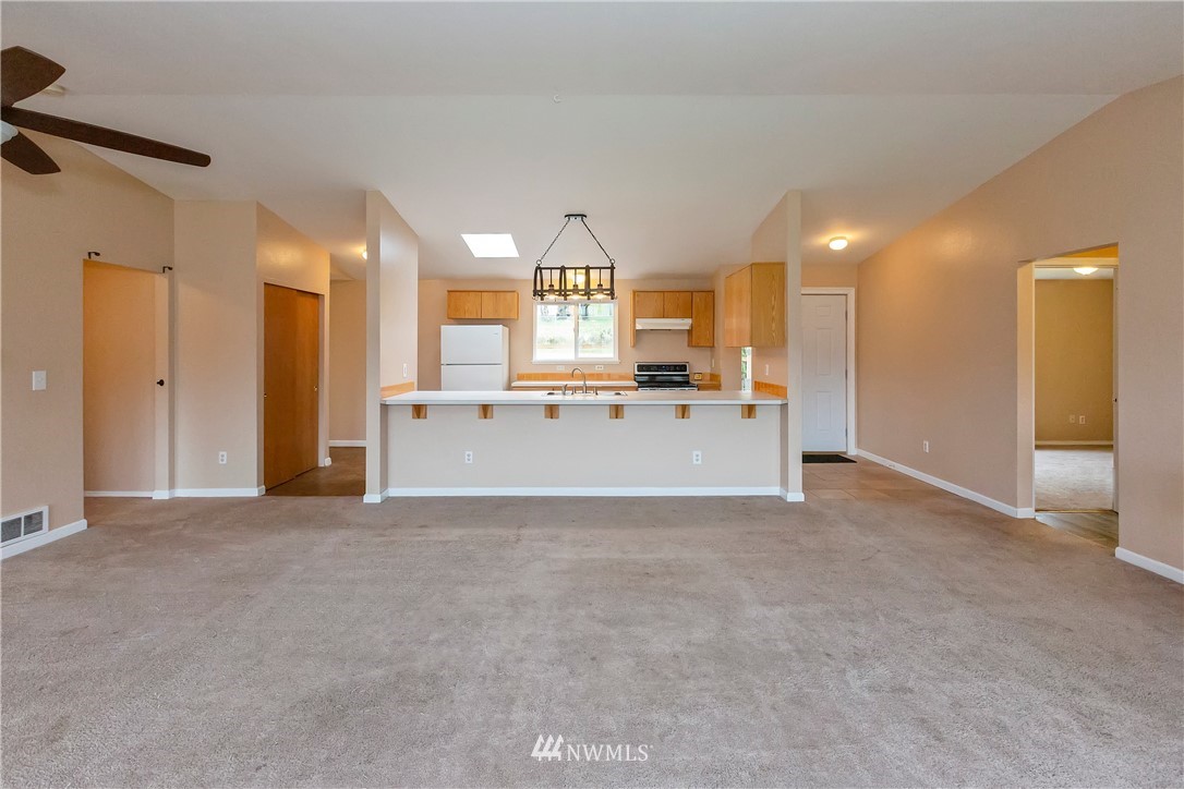 11628 Olalla Valley Road Southeast Olalla, WA 98359 - Photo 7 of 27 Gallery Image 7