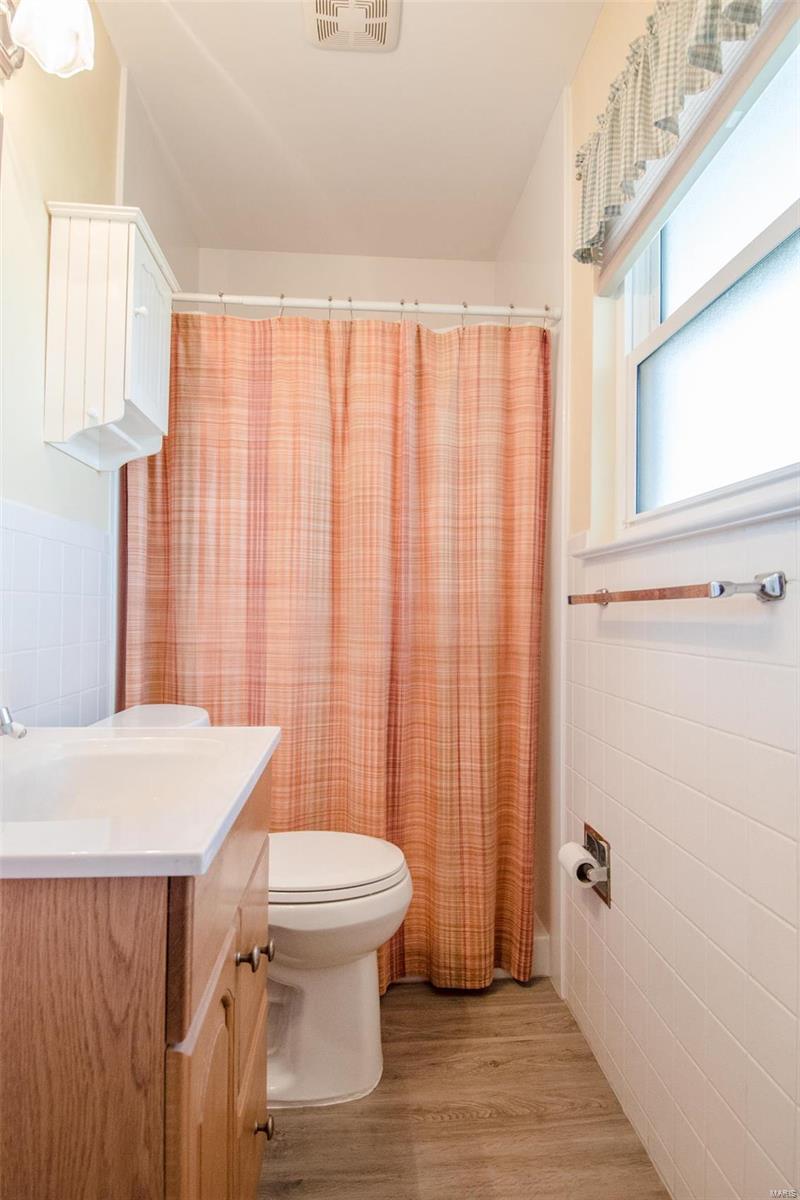 1606 Valley Park Road Fenton, MO 63026 - Photo 11 of 27 Gallery Image 11
