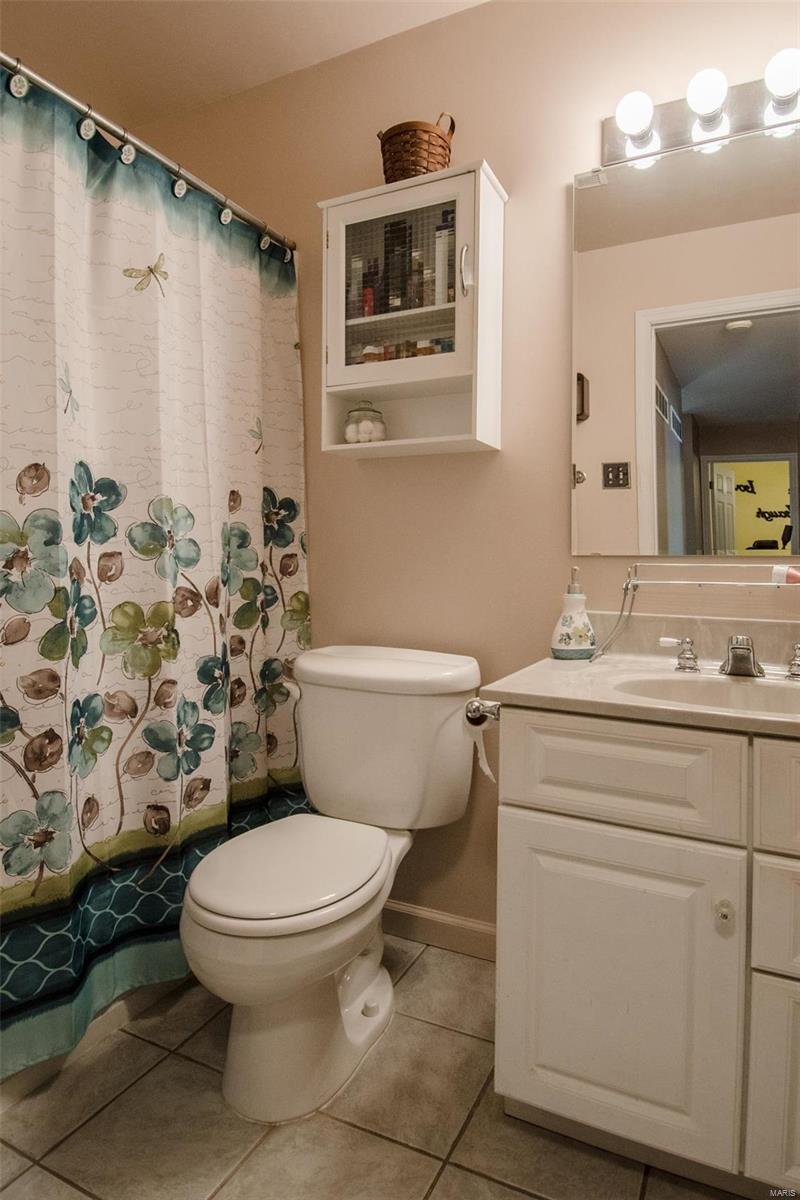 1606 Valley Park Road Fenton, MO 63026 - Photo 16 of 27 Gallery Image 16