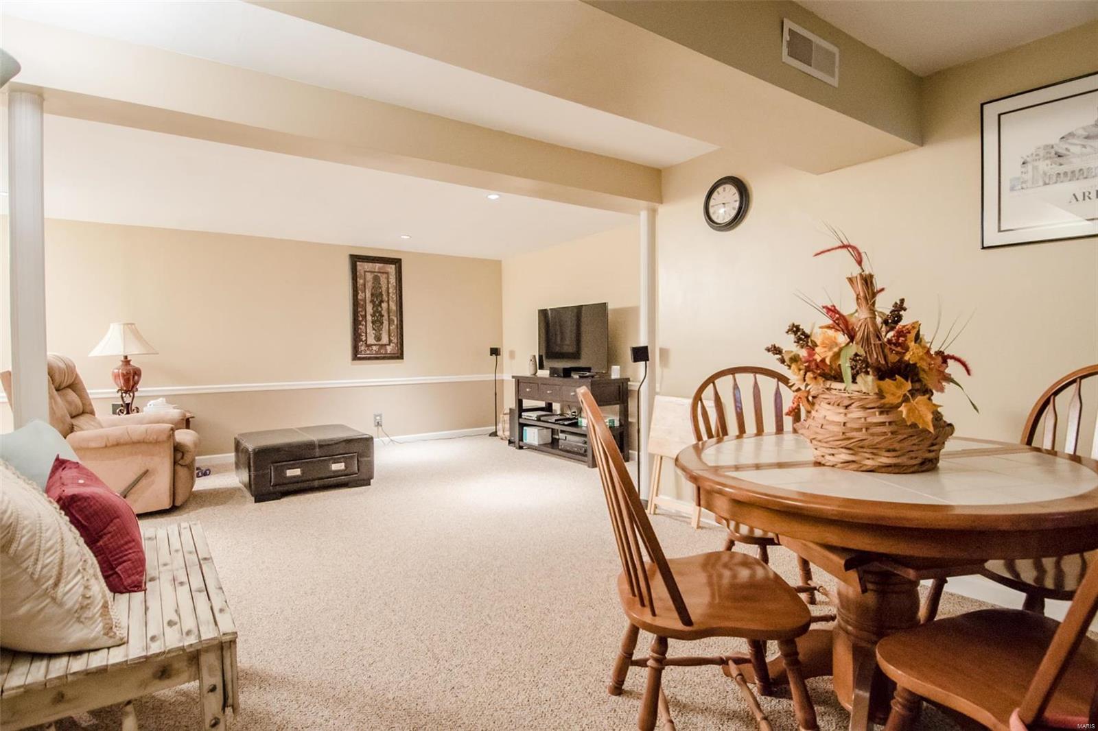 1606 Valley Park Road Fenton, MO 63026 - Photo 21 of 27 Gallery Image 21