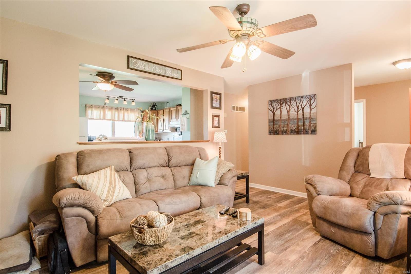 1606 Valley Park Road Fenton, MO 63026 - Photo 5 of 27 Gallery Image 5